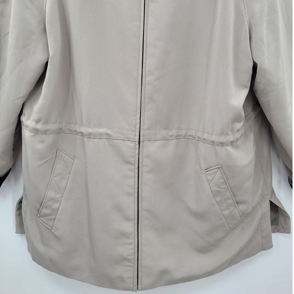 Jones New York Sport Contrasting Cuffs Zip Front Draw String Waist Barn Jacket - Picture 7 of 16